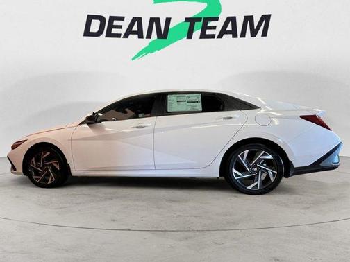 2025 Hyundai ELANTRA HEV Limited