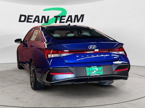 2025 Hyundai ELANTRA HEV Limited