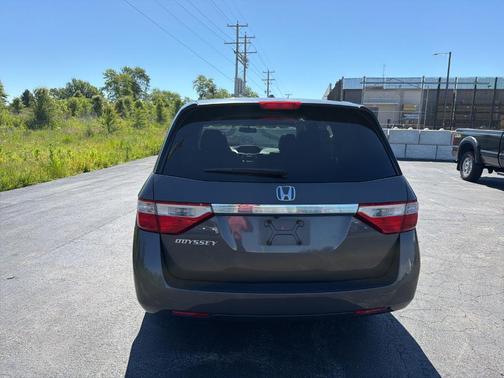 Gray 2013 Honda Odyssey EX-L