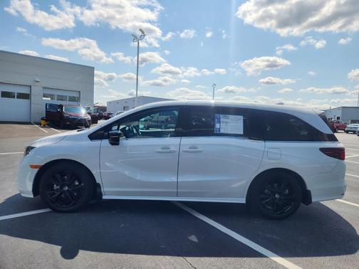 2023 Honda Odyssey Sport