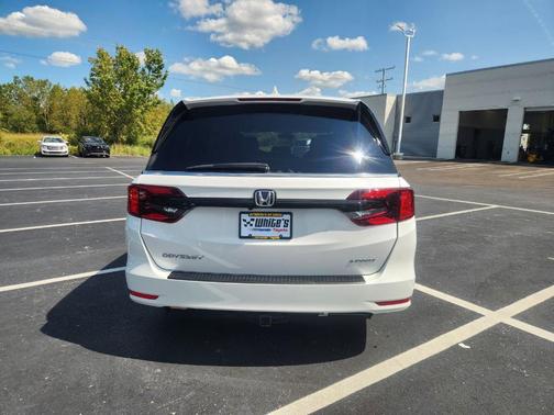 2023 Honda Odyssey Sport
