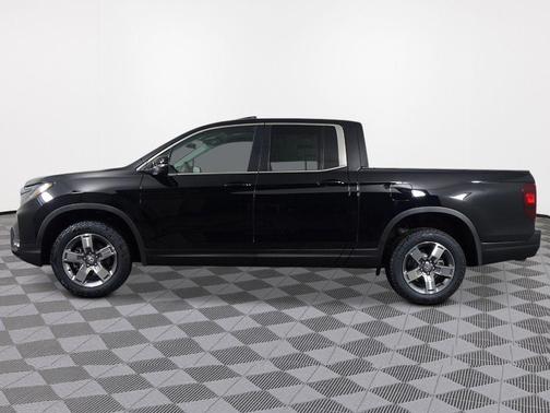 Crystal Black Pearl 2026 Honda Ridgeline RTL