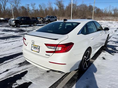 2022 Honda Accord Sport SE