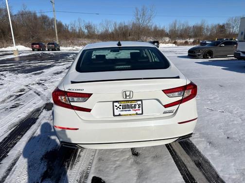 2022 Honda Accord Sport SE