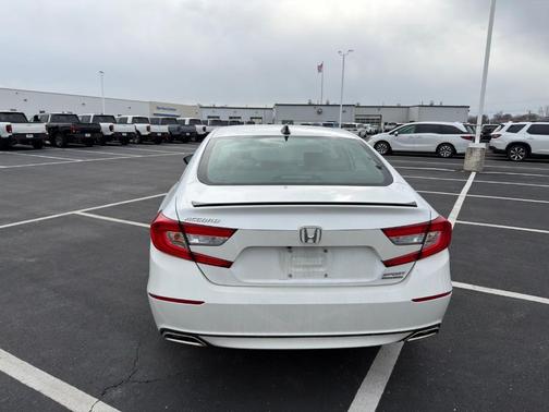 2022 Honda Accord Sport SE