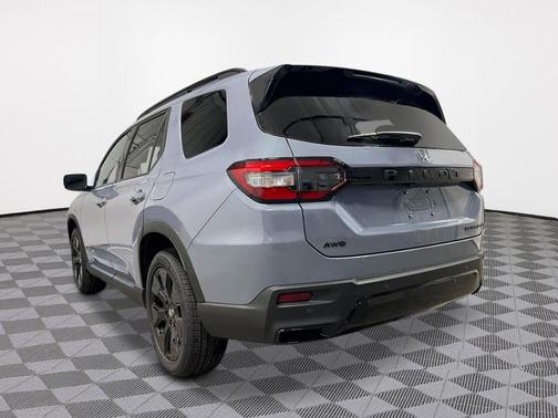 Gray 2026 Honda Pilot Black Edition