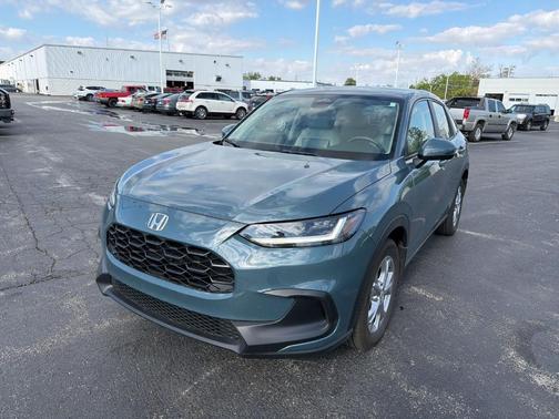 Modern Steel Metallic 2024 Honda HR-V LX