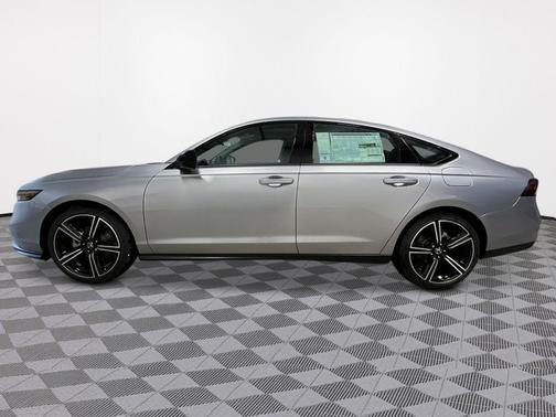 Solar Silver Metallic 2026 Honda Accord SE