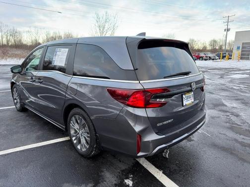 2025 Honda Odyssey Touring