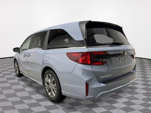 Sonic Gray Pearl 2026 Honda Odyssey Touring