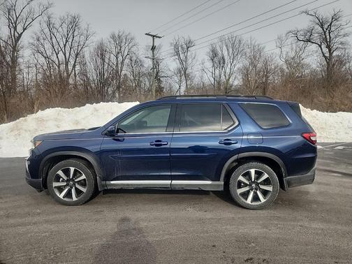 2023 Honda Pilot Touring