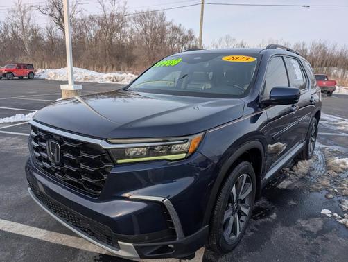 2023 Honda Pilot Touring
