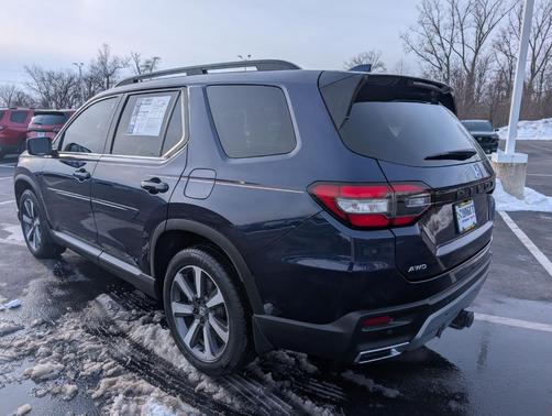 2023 Honda Pilot Touring