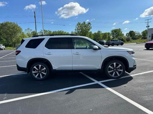 2025 Honda Pilot Elite