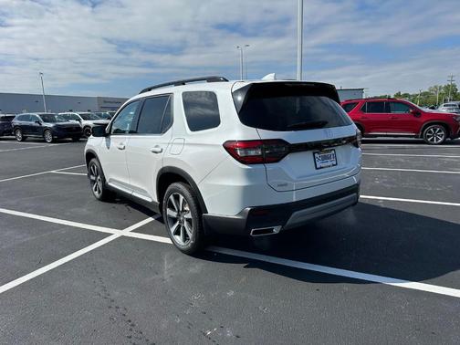 2025 Honda Pilot Elite