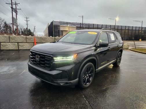 2025 Honda Pilot Black Edition