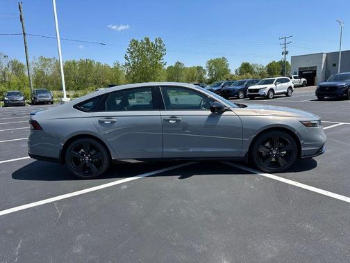 2025 Honda Accord Hybrid Sport-L