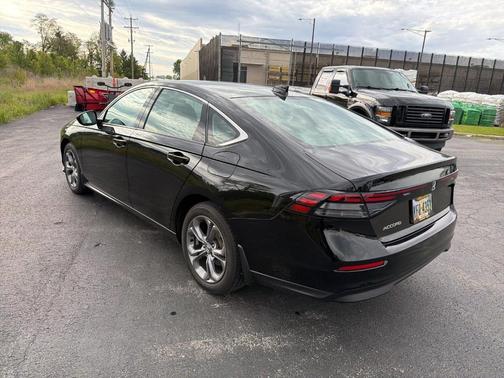 Crystal Black Pearl 2024 Honda Accord EX