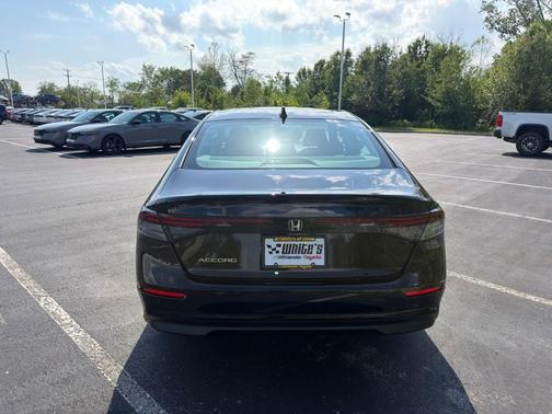 Crystal Black Pearl 2024 Honda Accord EX
