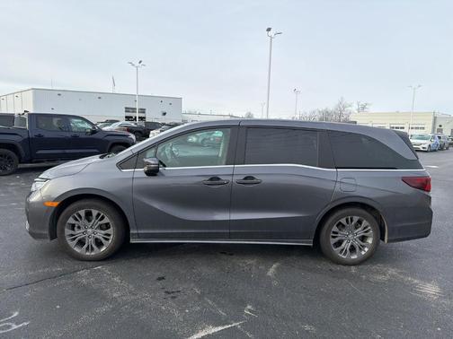 2025 Honda Odyssey Touring
