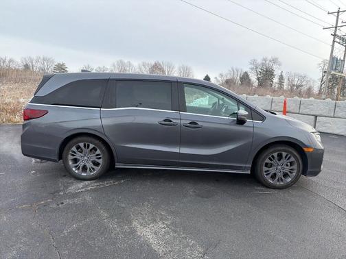 2025 Honda Odyssey Touring