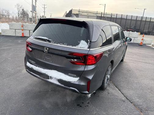 2025 Honda Odyssey Touring