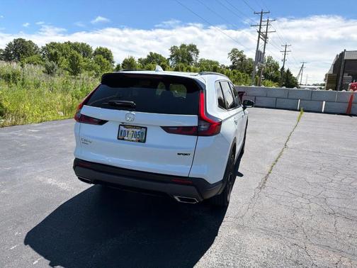 White 2024 Honda CR-V Hybrid Sport-L