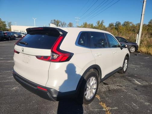 White 2024 Honda CR-V EX