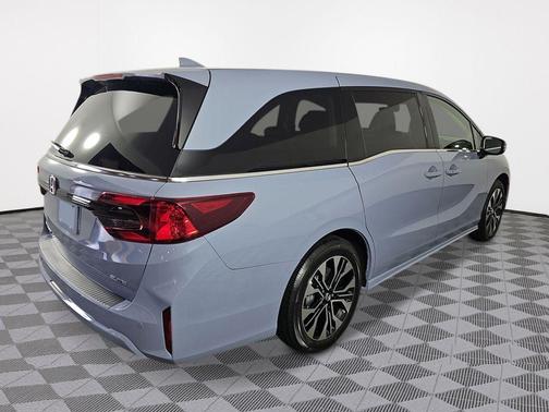 Sonic Gray Pearl 2026 Honda Odyssey Elite