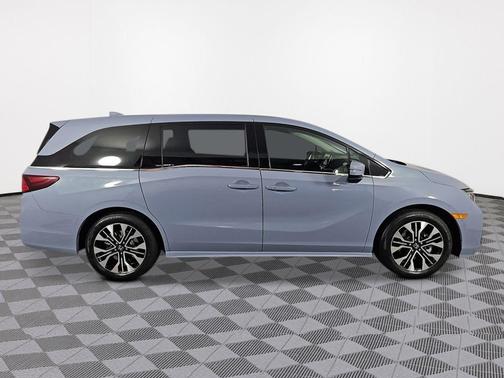 Sonic Gray Pearl 2026 Honda Odyssey Elite