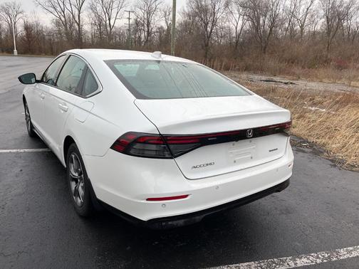 2024 Honda Accord Hybrid EX-L
