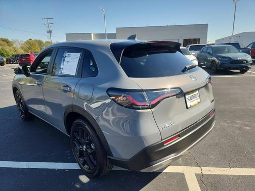 Urban Gray Pearl 2025 Honda HR-V Sport