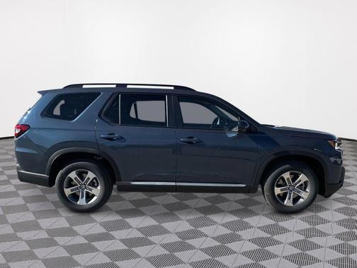 Smoke 2026 Honda Pilot EX-L