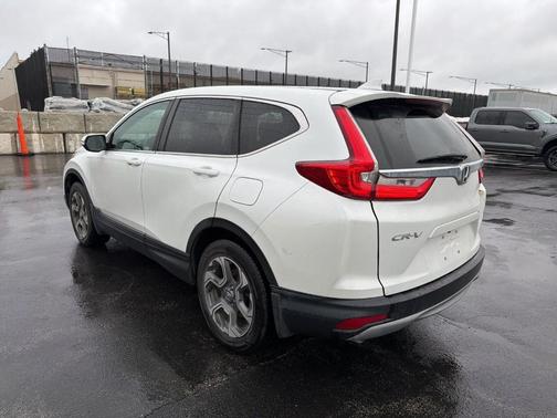White 2019 Honda CR-V EX