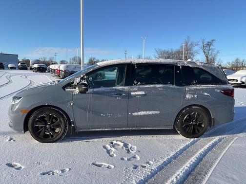 2024 Honda Odyssey Sport