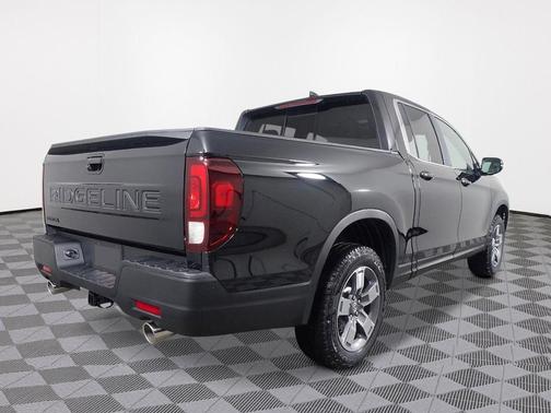 Crystal Black Pearl 2026 Honda Ridgeline RTL