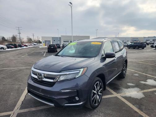 2022 Honda Pilot Touring 7-Passenger