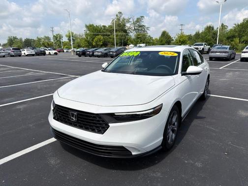 White 2024 Honda Accord EX