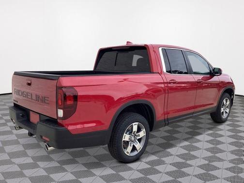 Radiant Red Metallic II 2026 Honda Ridgeline RTL