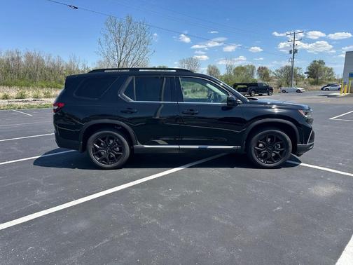 2025 Honda Pilot Touring+