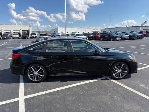 Crystal Black Pearl 2024 Honda Civic Touring