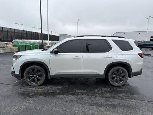 White 2025 Honda Pilot Sport