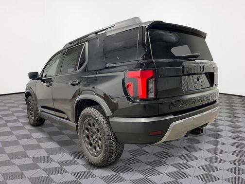 Crystal Black Pearl 2026 Honda Passport TrailSport Elite Blackout