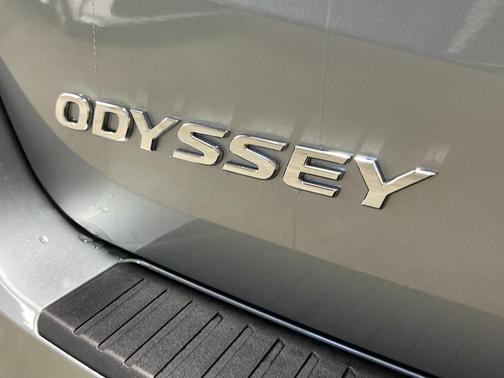Solar Silver Metallic 2026 Honda Odyssey EX-L