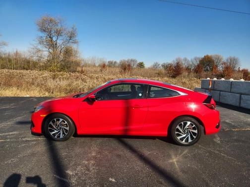 2016 Honda Civic LX-P