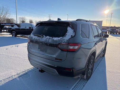 2025 Honda Pilot TrailSport