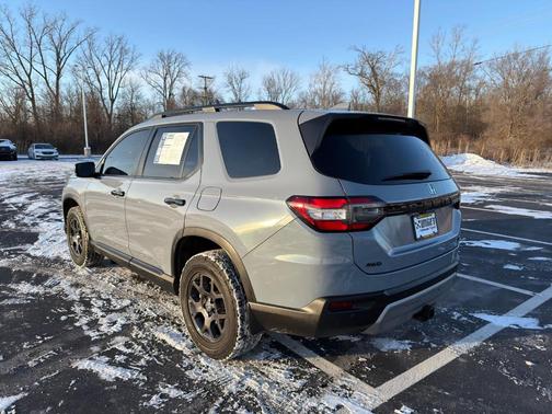 2025 Honda Pilot TrailSport