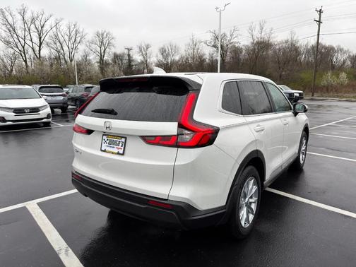 Platinum White Pearl 2024 Honda CR-V EX