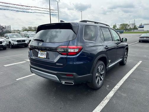 2025 Honda Pilot Touring