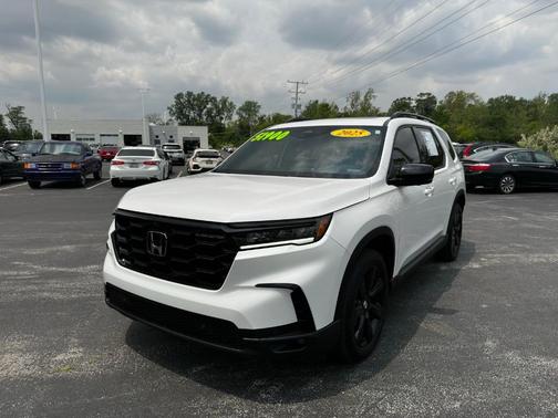 2025 Honda Pilot Black Edition